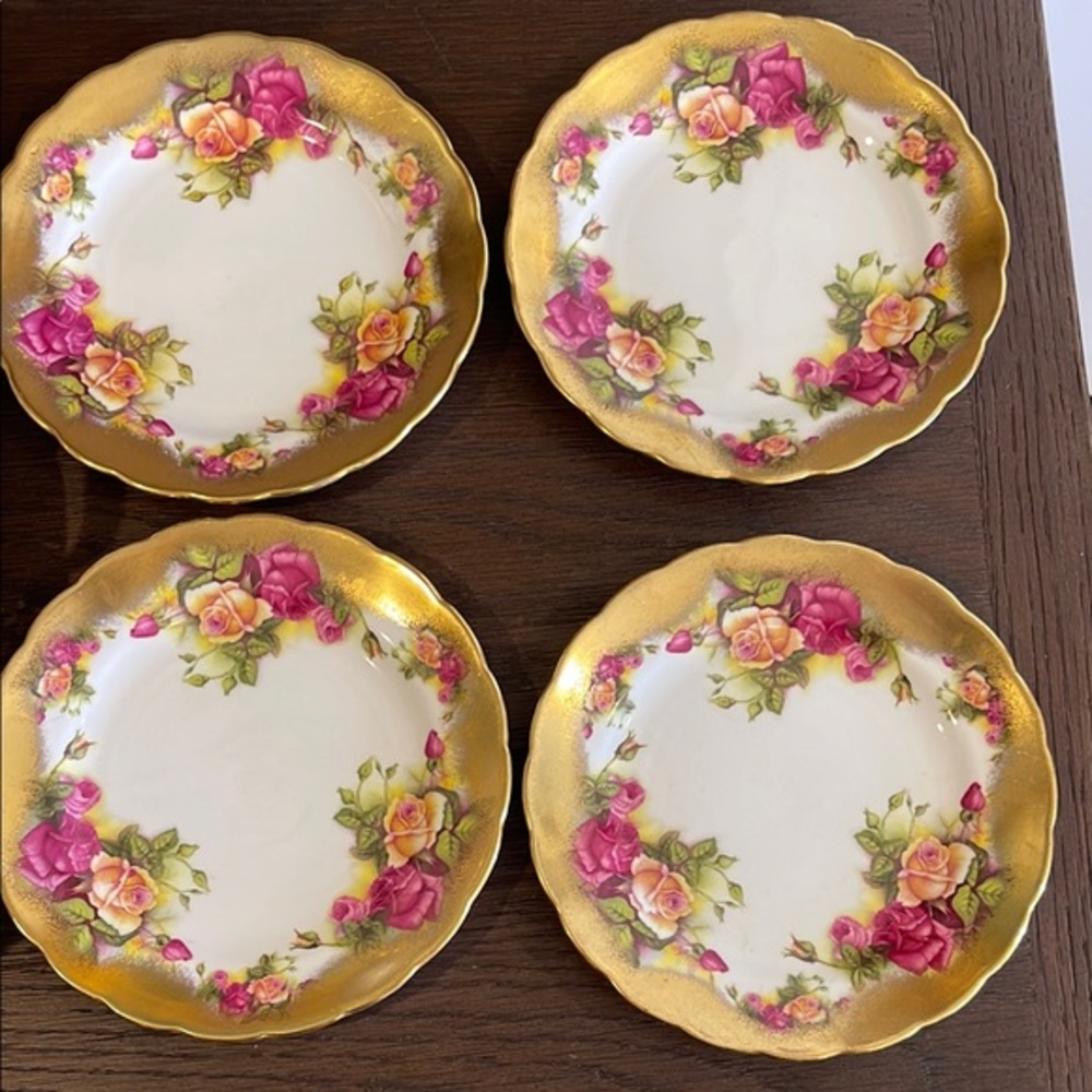 4 Royal Chelsea Gilded Rose plate 6 3/8”